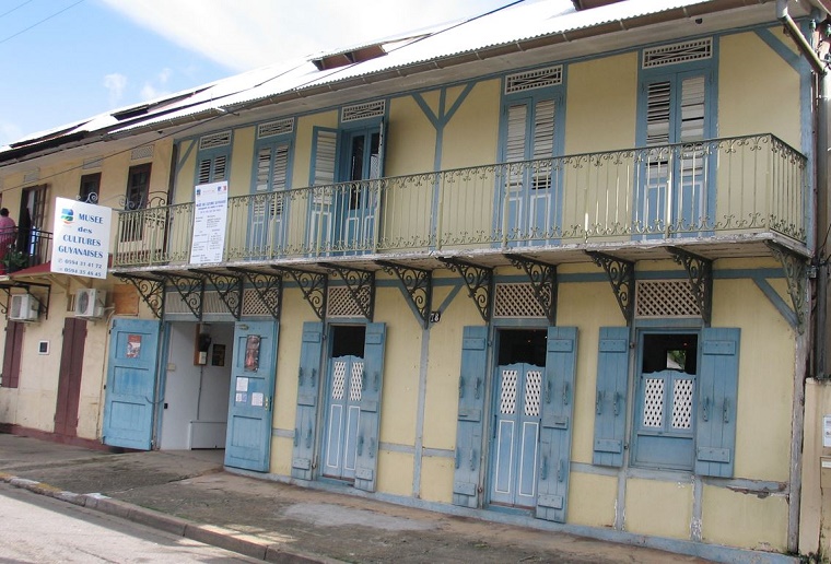 Musée des cultures guyanaises : expositions itinérantes et visites des classes